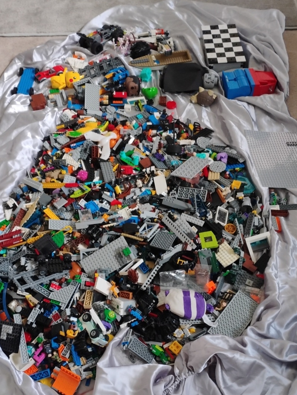 Assorted Building Bricks Toy Set - Multicolor